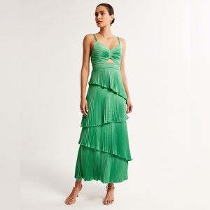 Abercrombie & Fitch Giselle pleated tiered maxi dress